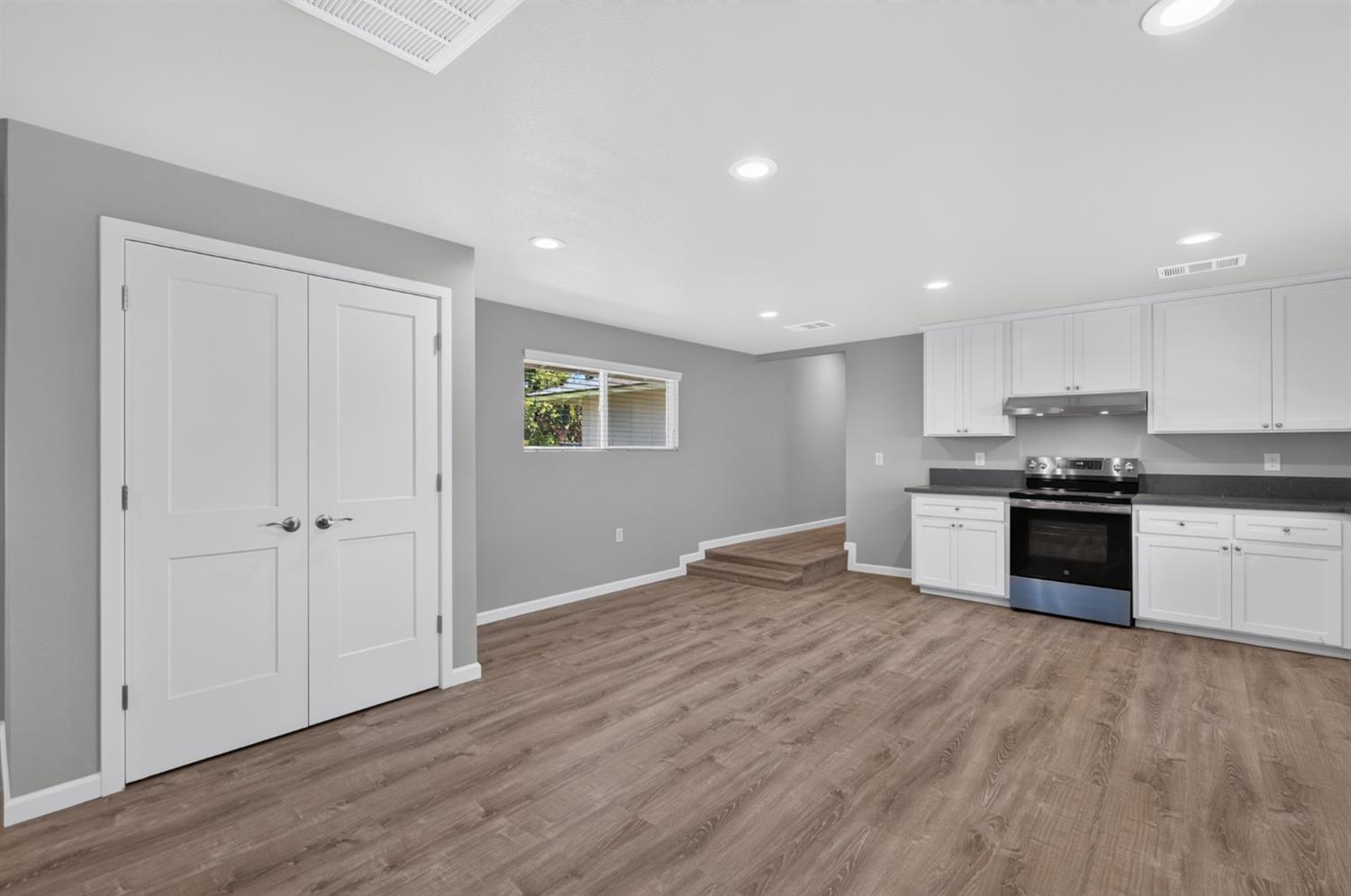 4832 N Fruit Ave, Fresno, CA 93705