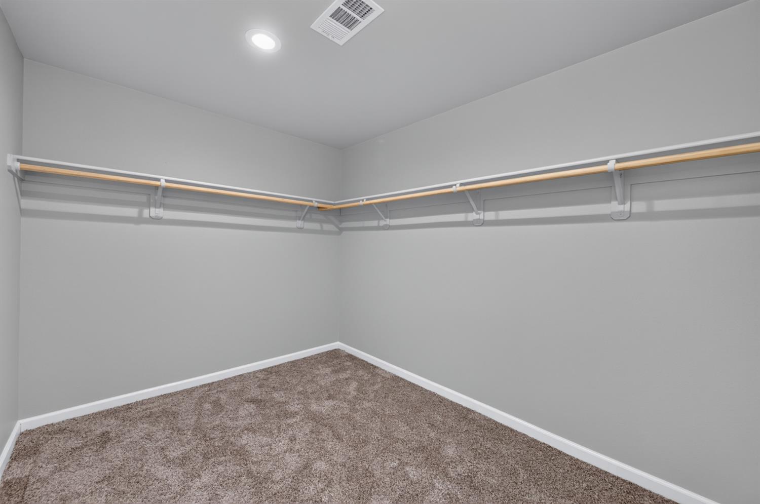 4832 N Fruit Ave, Fresno, CA 93705