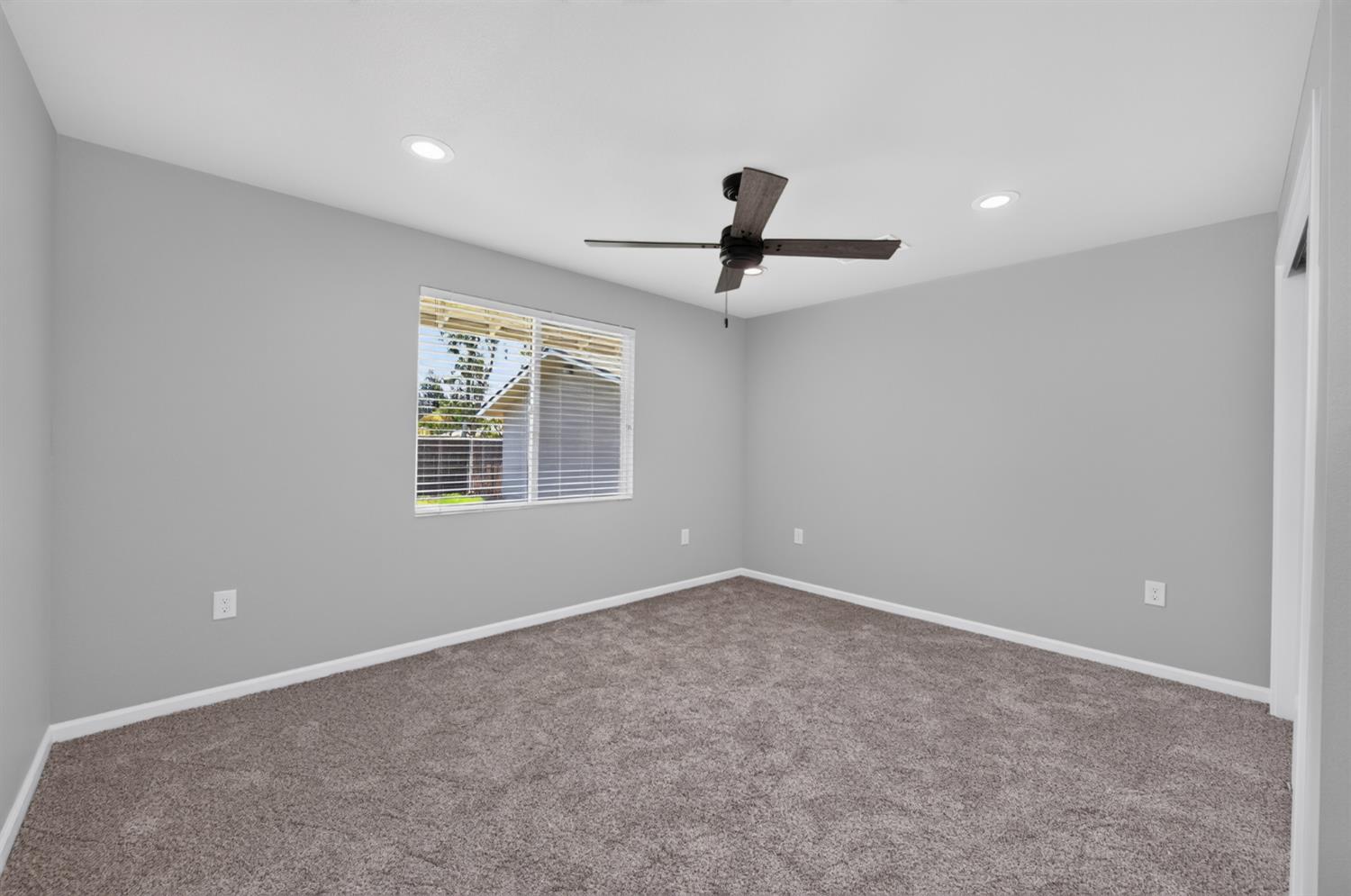 4832 N Fruit Ave, Fresno, CA 93705