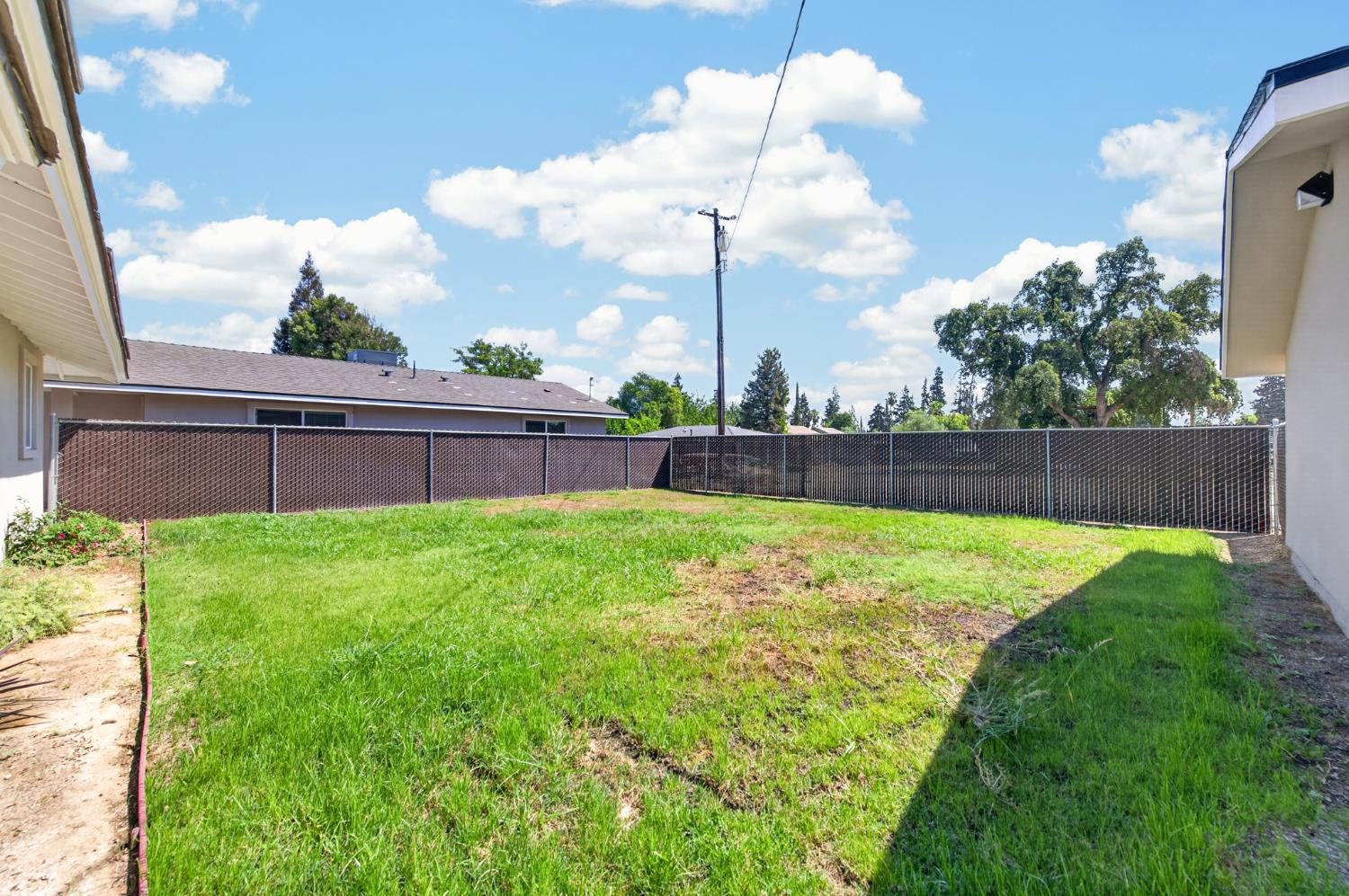 4832 N Fruit Ave, Fresno, CA 93705