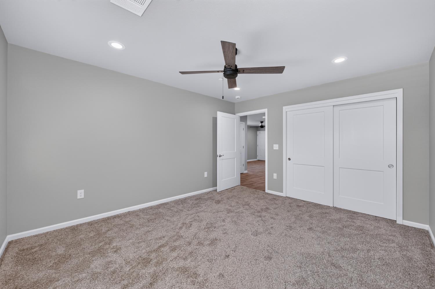 4832 N Fruit Ave, Fresno, CA 93705