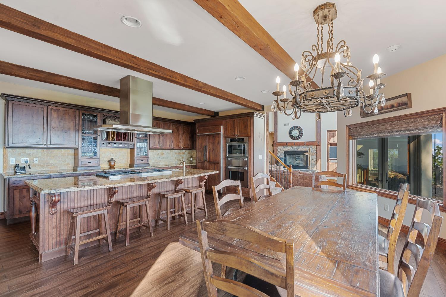 42534 Bretz Point Ln, Shaver Lake, CA 93664