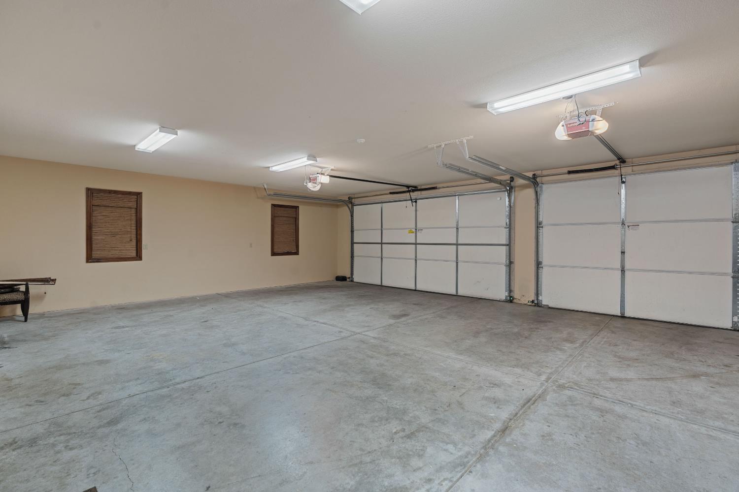 42534 Bretz Point Ln, Shaver Lake, CA 93664