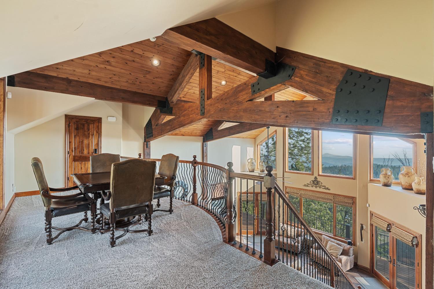 42534 Bretz Point Ln, Shaver Lake, CA 93664