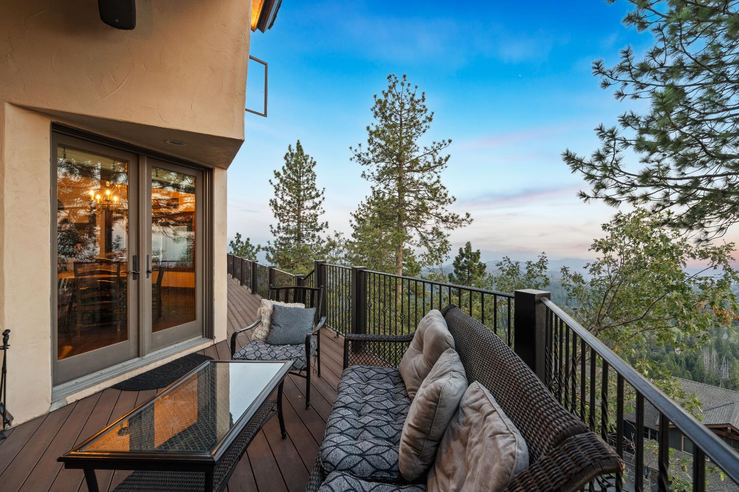 42534 Bretz Point Ln, Shaver Lake, CA 93664