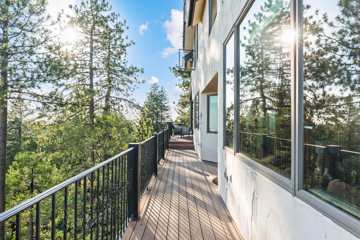 42534 Bretz Point Ln, Shaver Lake, CA 93664