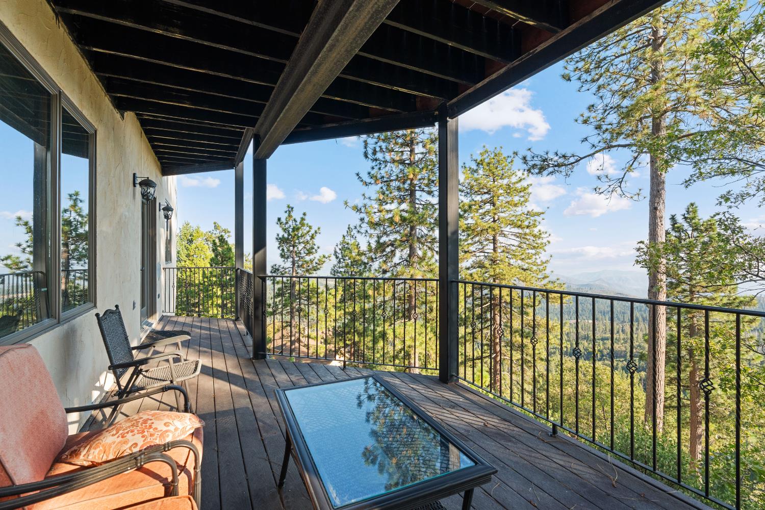 42534 Bretz Point Ln, Shaver Lake, CA 93664