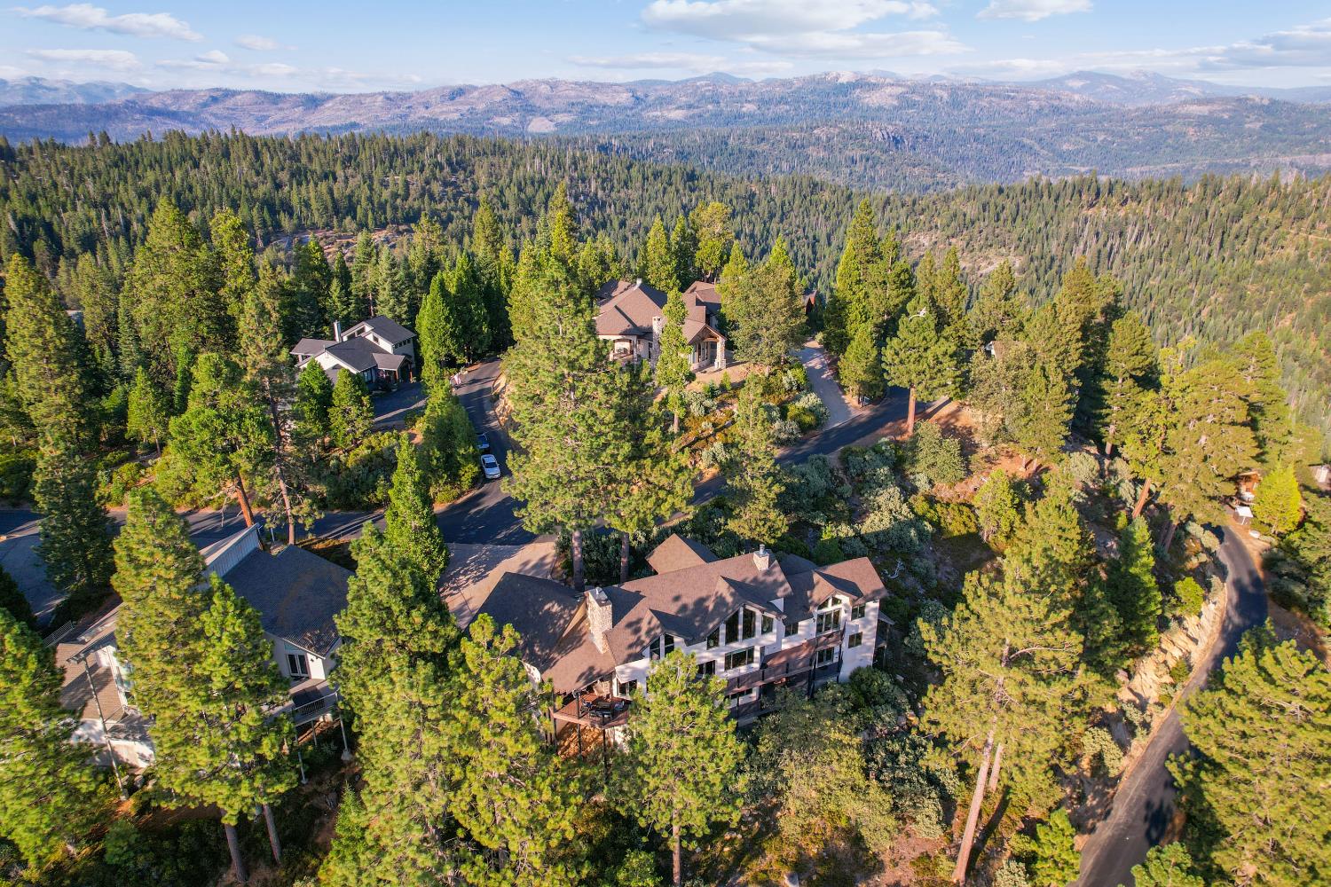42534 Bretz Point Ln, Shaver Lake, CA 93664