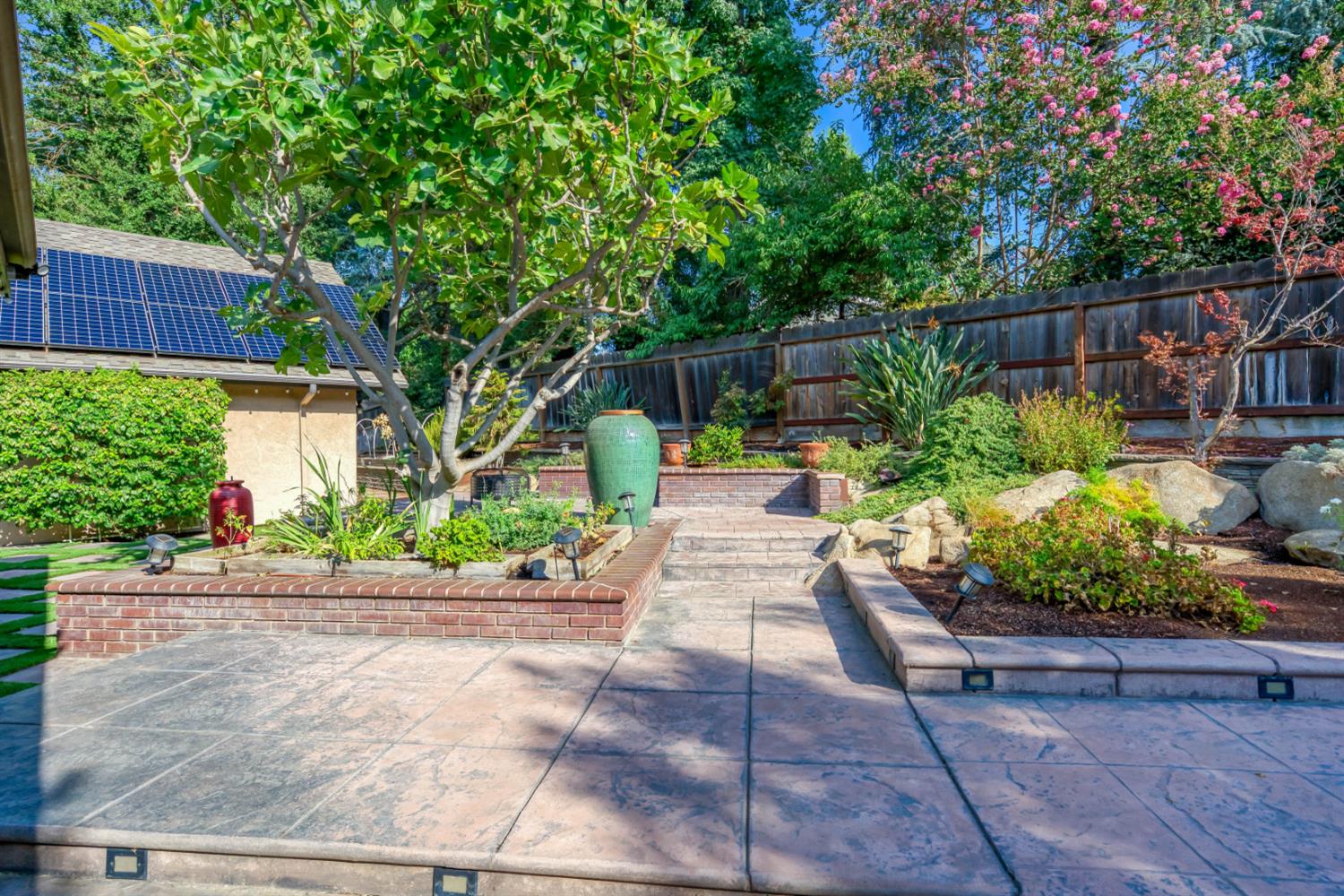 2882 Cromwell, Fresno, CA 93711