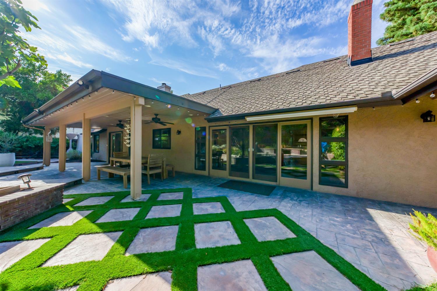 2882 Cromwell, Fresno, CA 93711