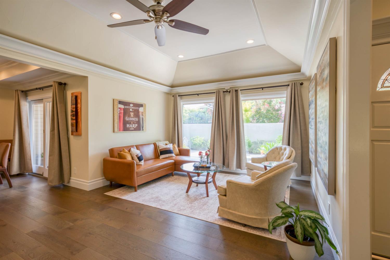 2882 Cromwell, Fresno, CA 93711