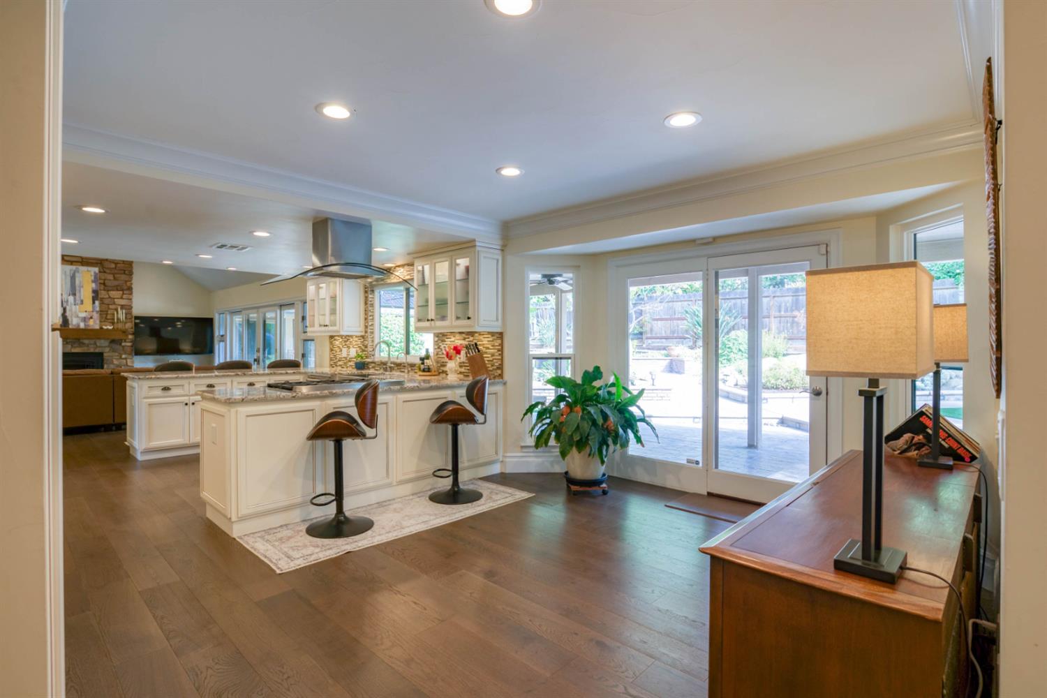 2882 Cromwell, Fresno, CA 93711