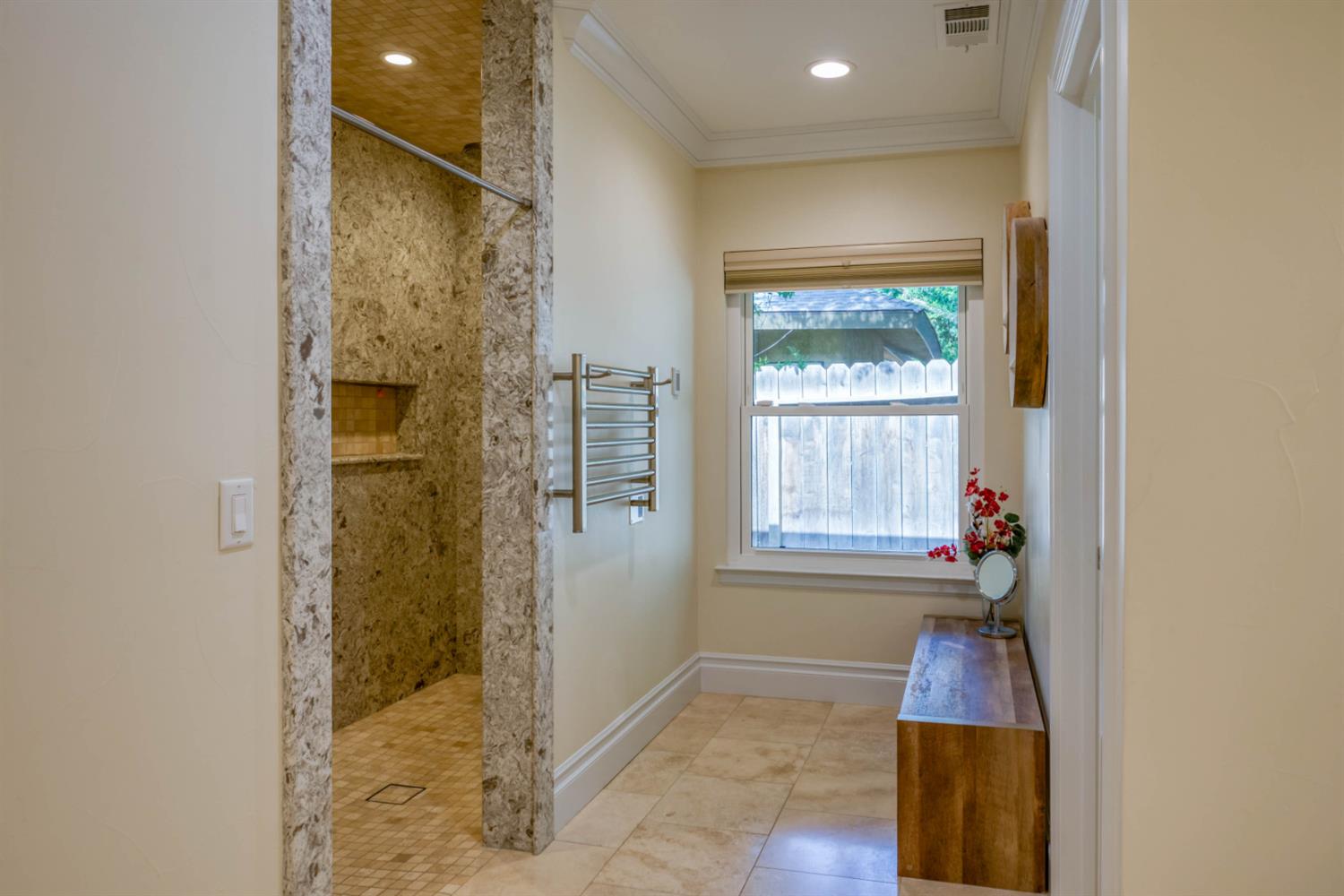 2882 Cromwell, Fresno, CA 93711