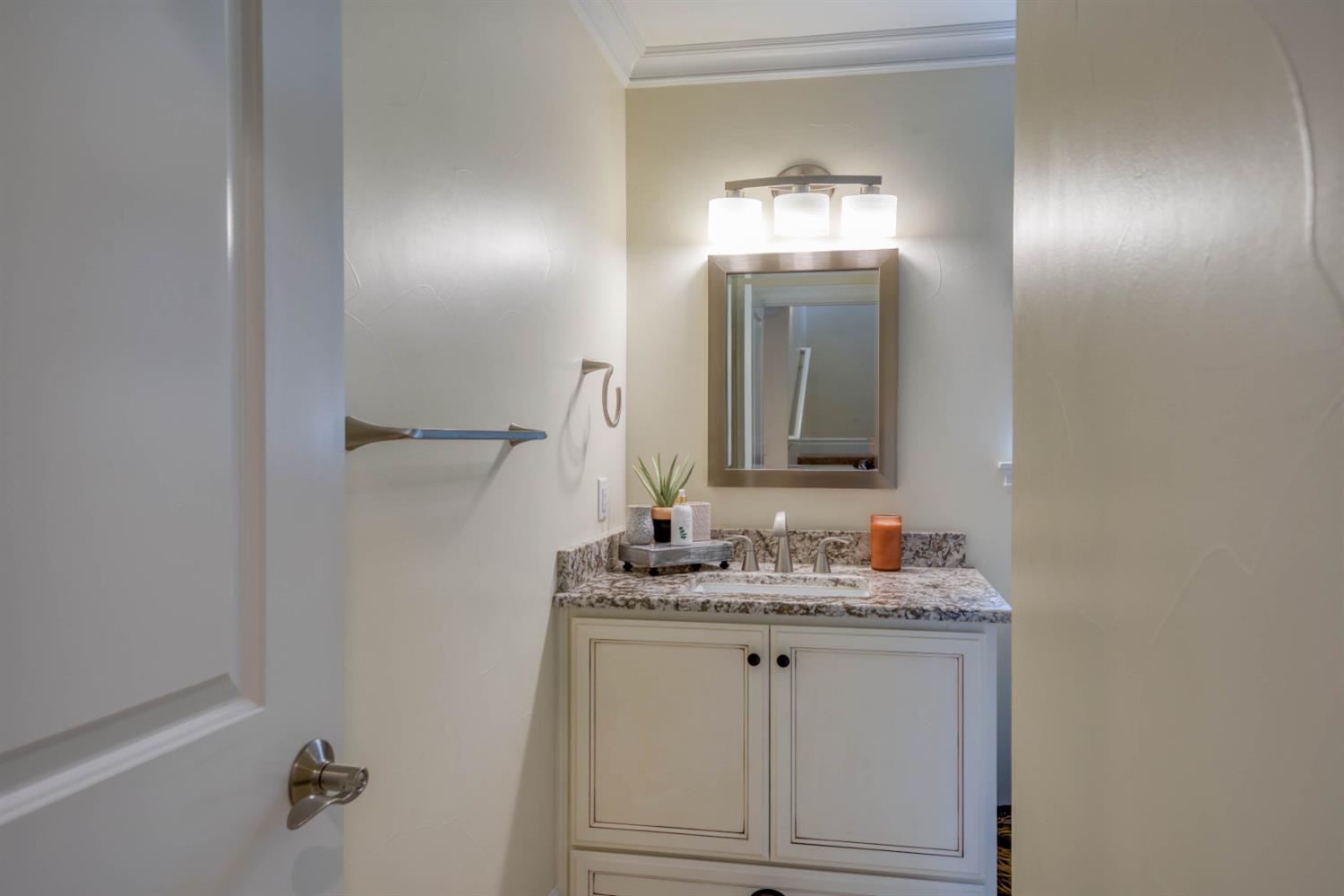 2882 Cromwell, Fresno, CA 93711