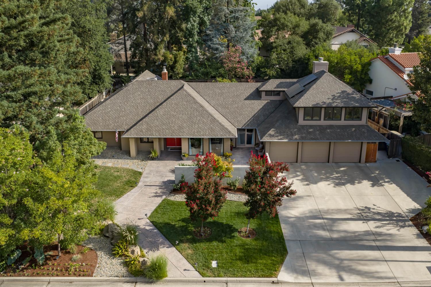 2882 Cromwell, Fresno, CA 93711