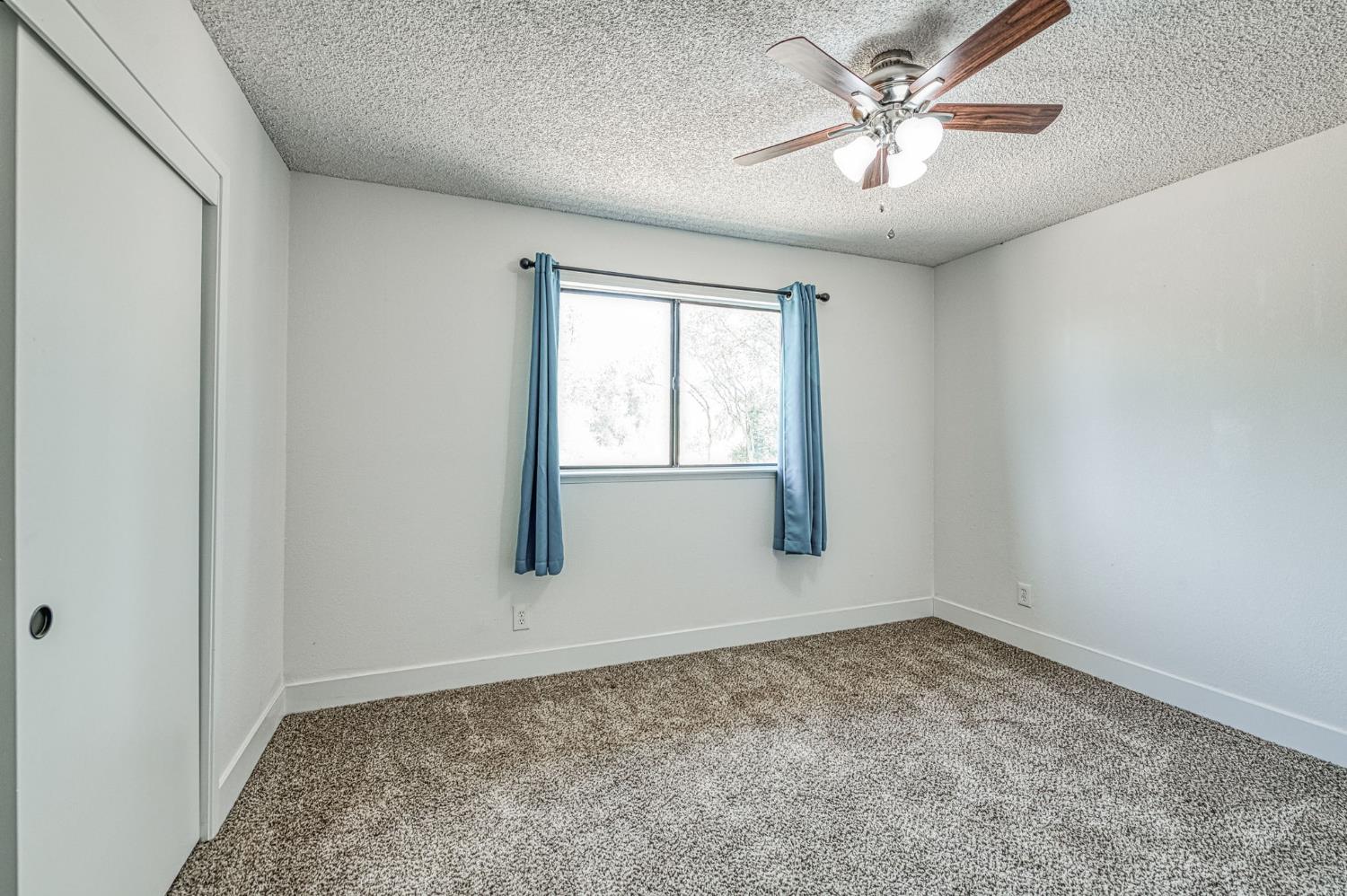 46592 Chukchansi Rd, Coarsegold, CA 93614