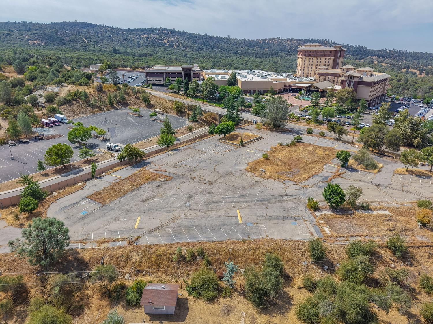 46592 Chukchansi Rd, Coarsegold, CA 93614