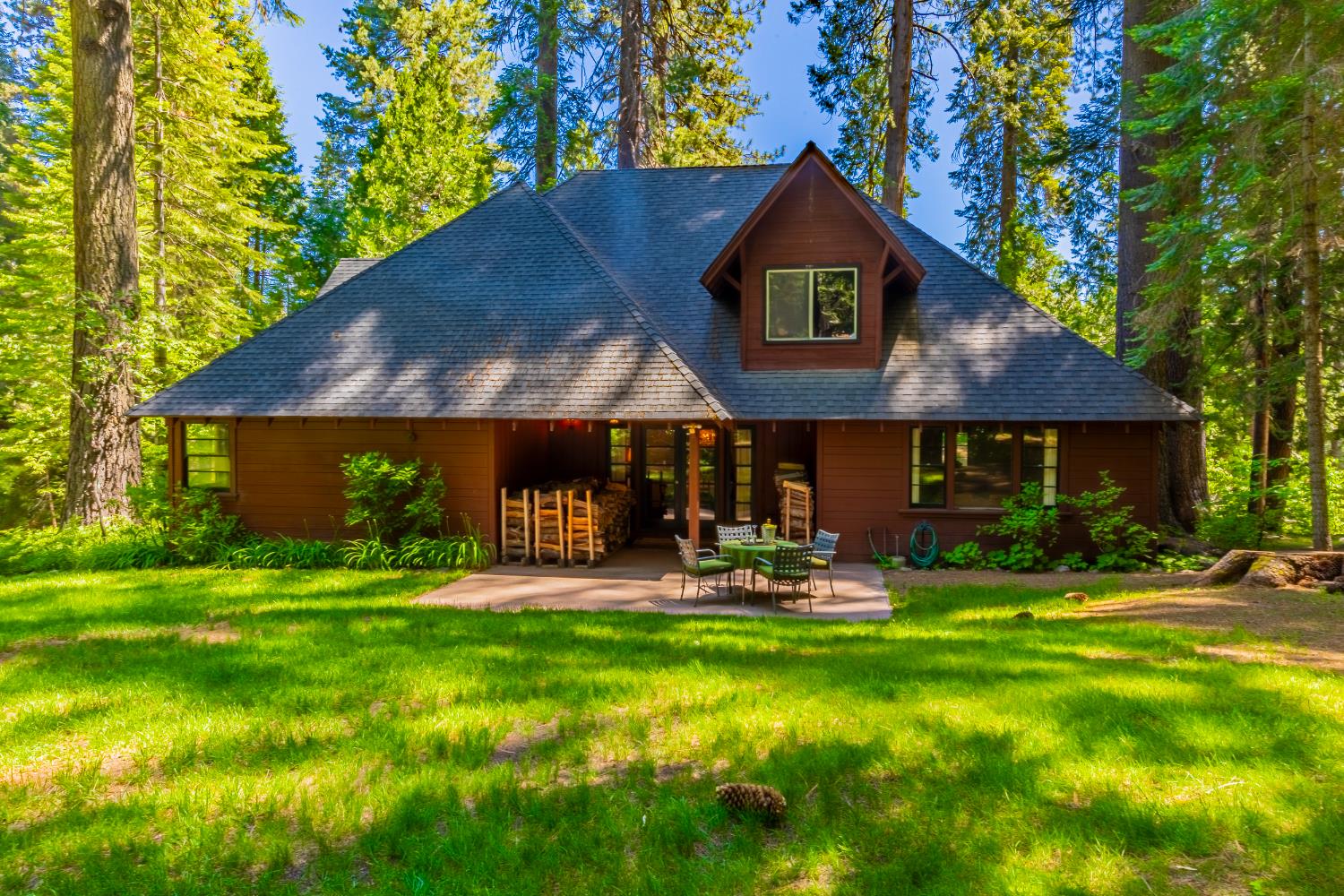 1173 Railroad Ave, Fish Camp, CA 93623
