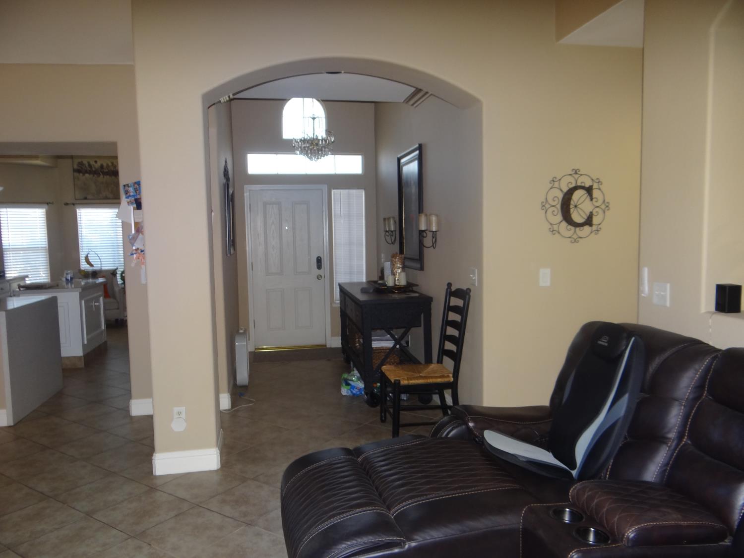 5550 N Cresta Ave, Fresno, CA 93723