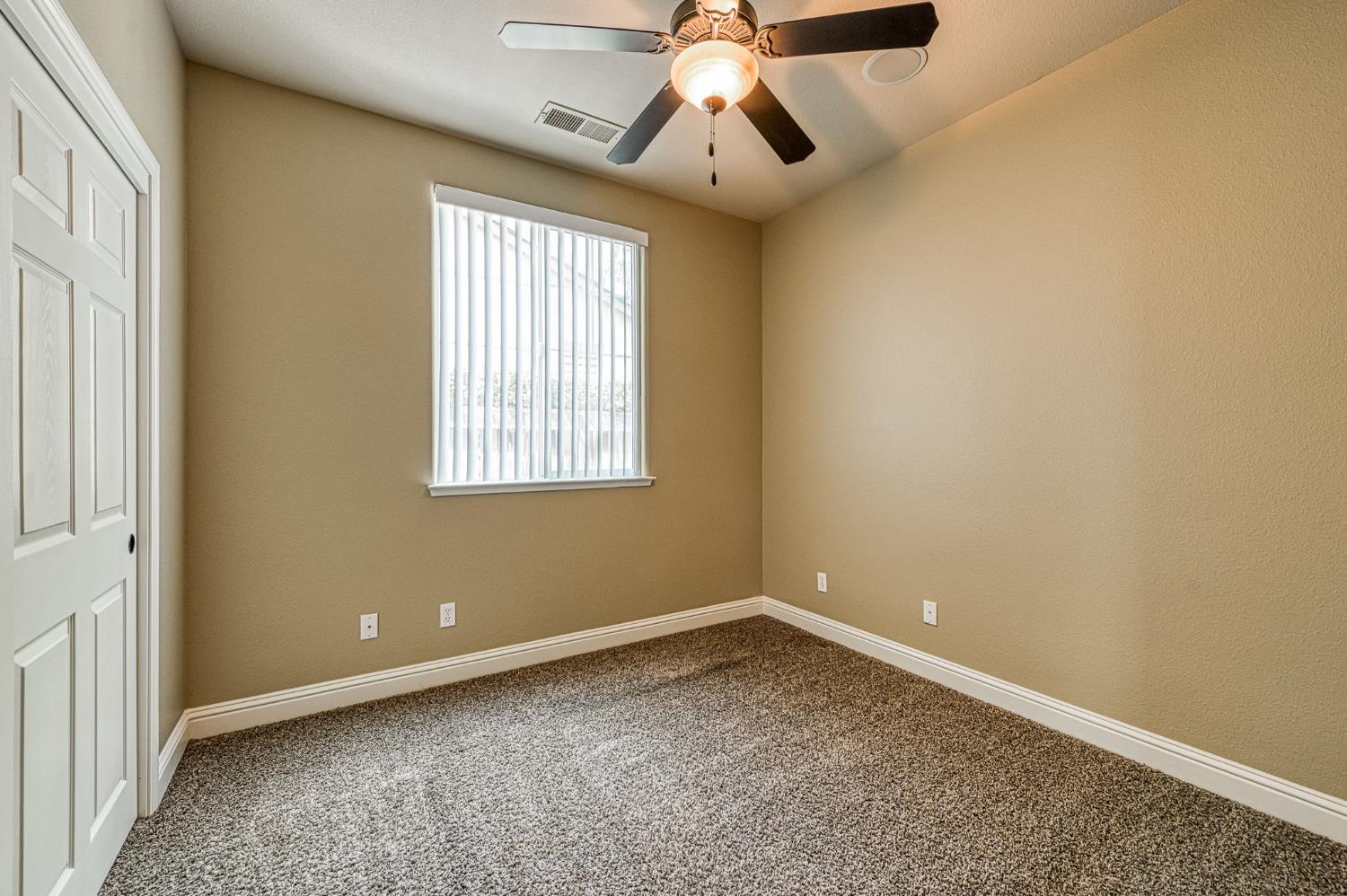 3859 Richmond Ave, Clovis, CA 93619