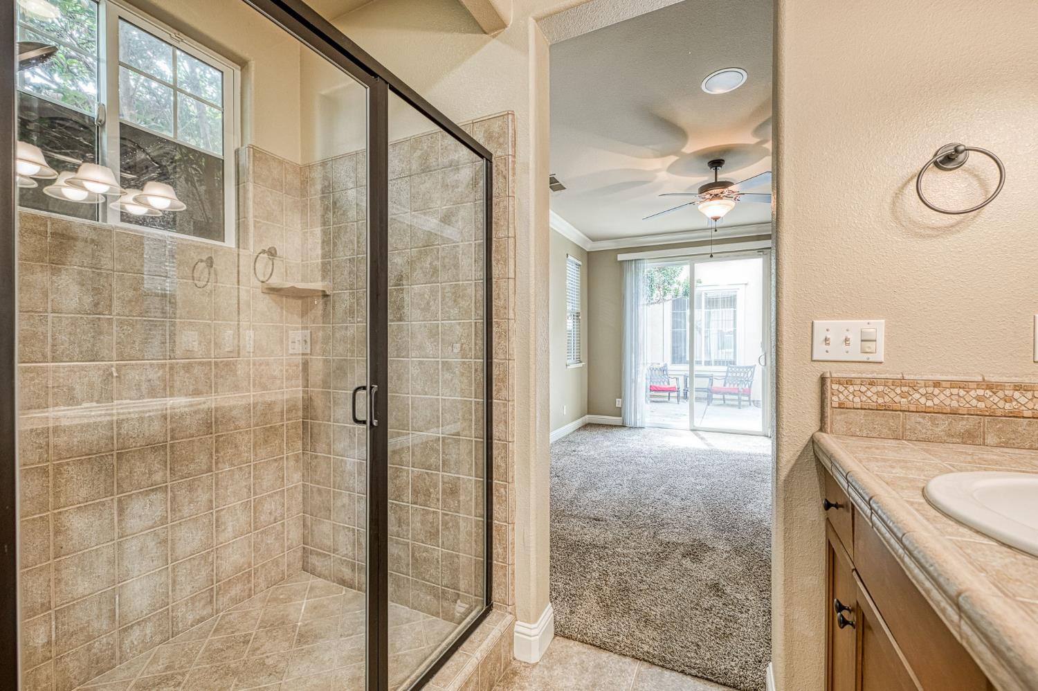 3859 Richmond Ave, Clovis, CA 93619