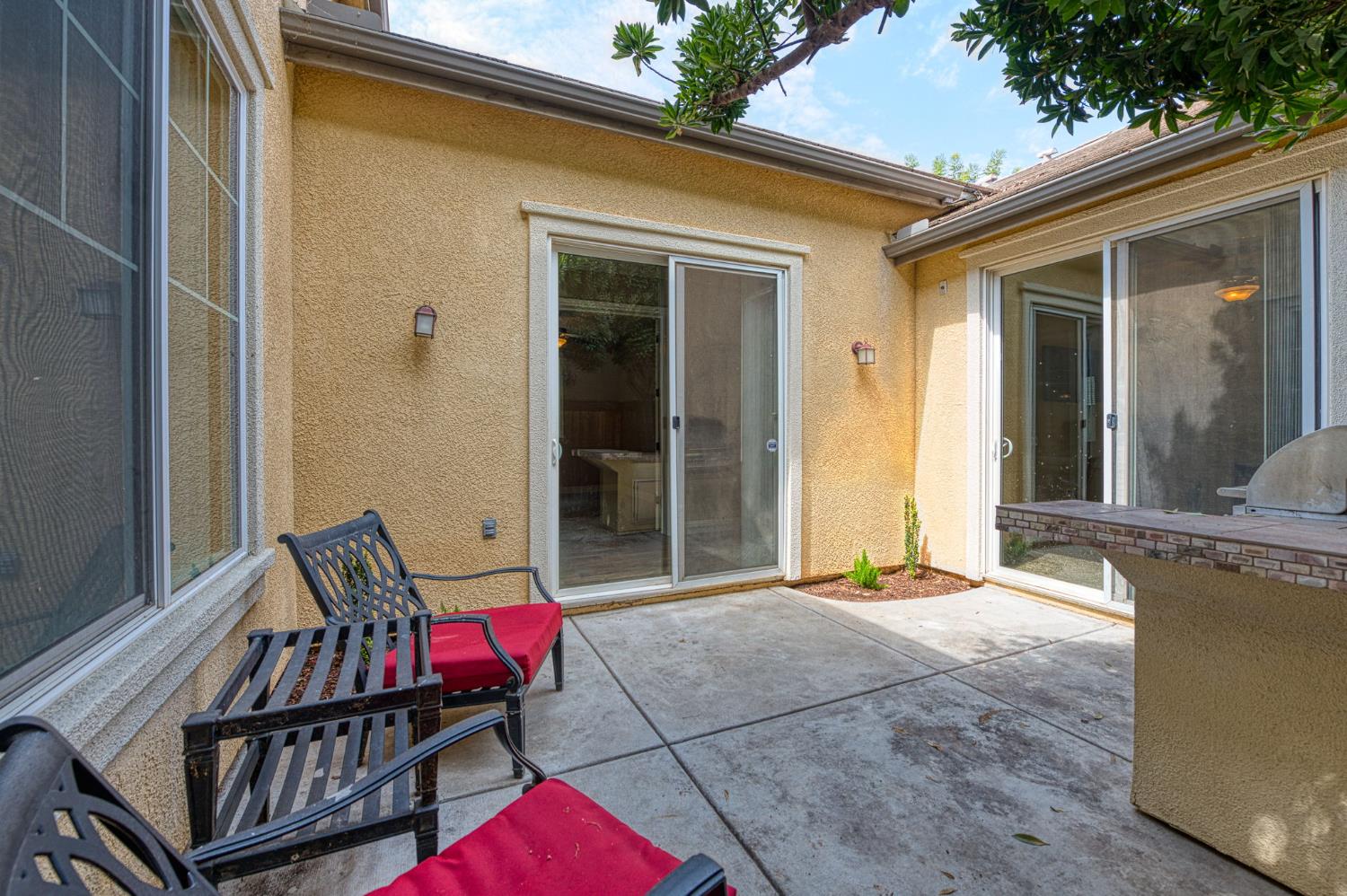 3859 Richmond Ave, Clovis, CA 93619