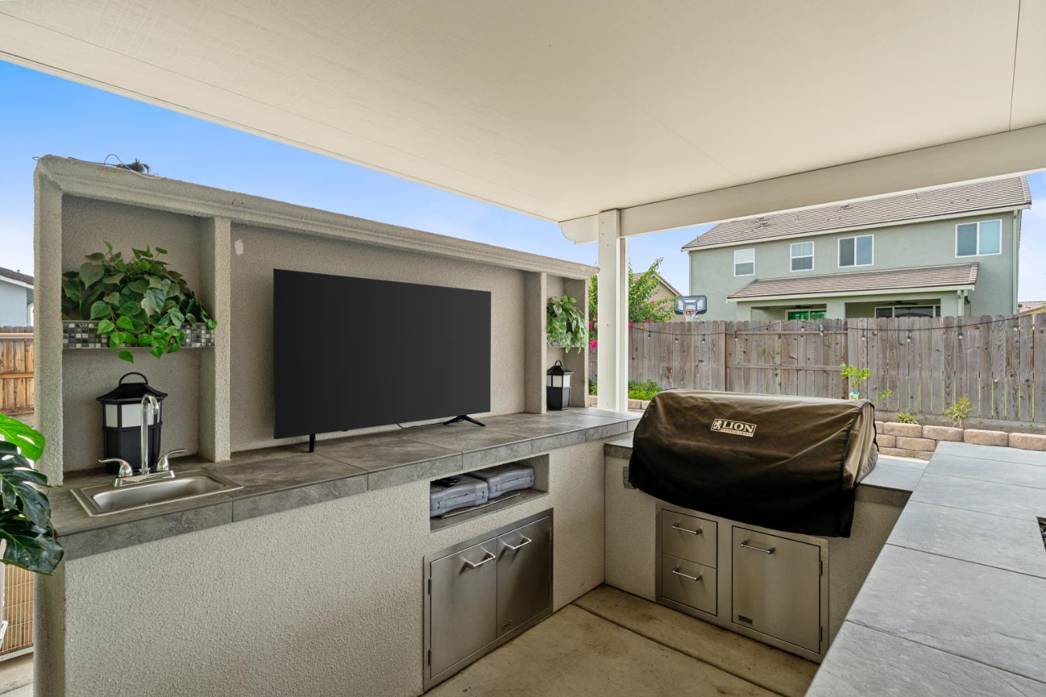 7159 E Normal Ave, Fresno, CA 93737