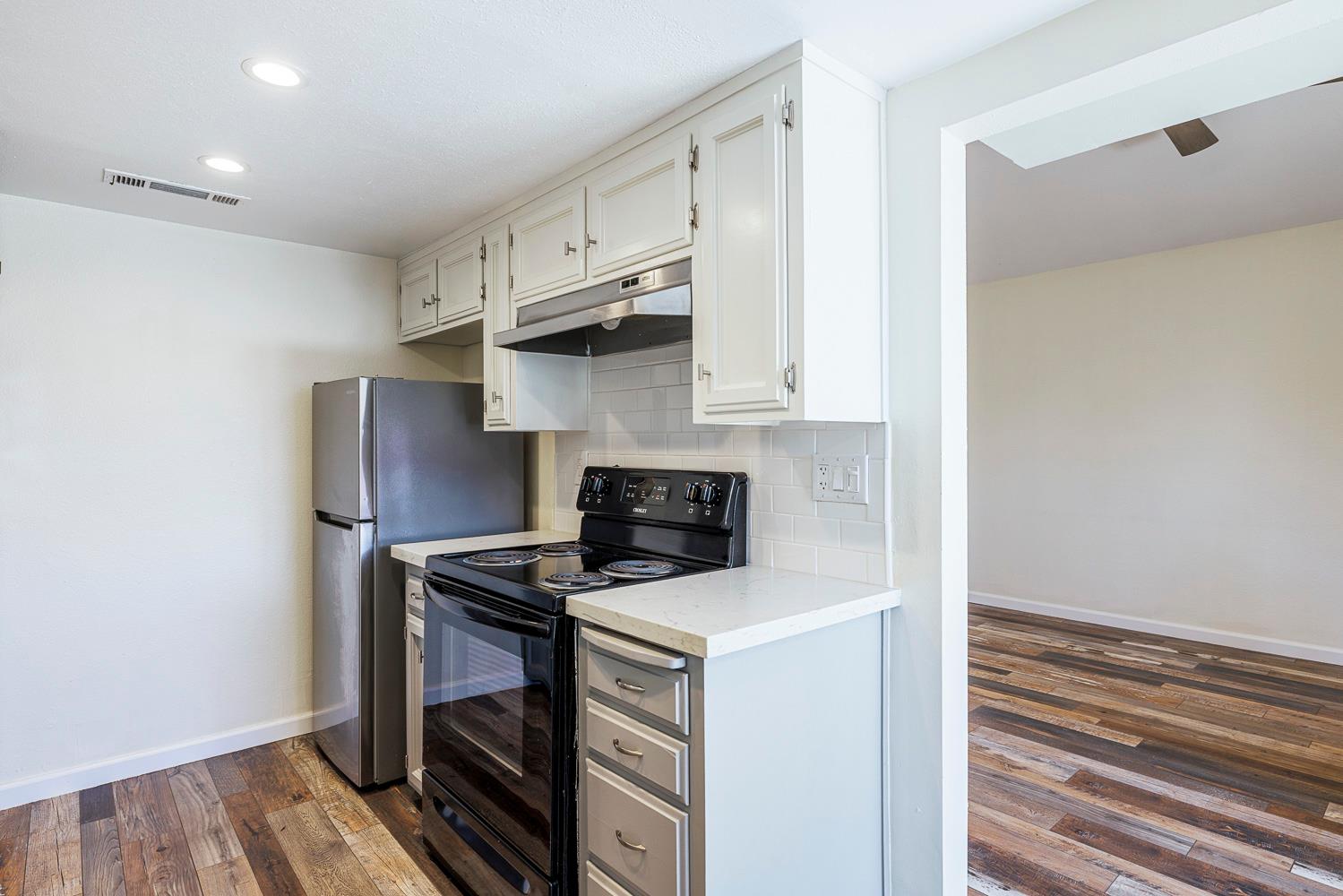 5965 E Shields Ave #123, Fresno, CA 93727