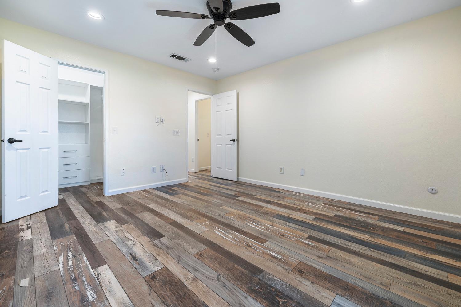 5965 E Shields Ave #123, Fresno, CA 93727