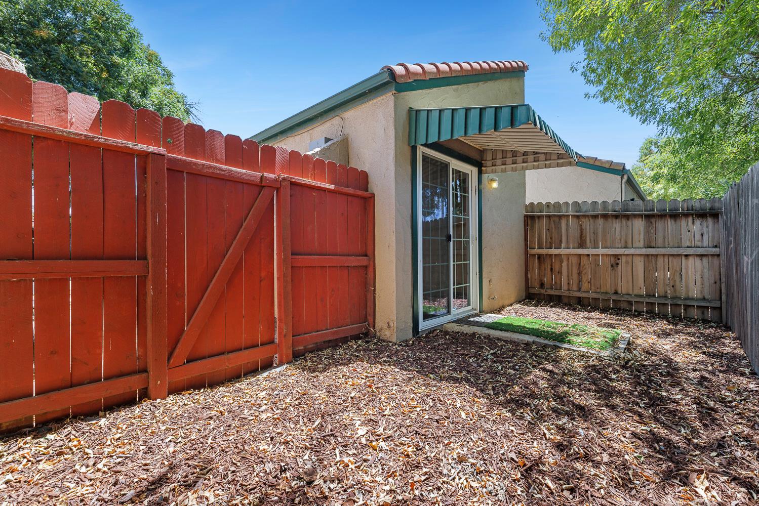 5965 E Shields Ave #123, Fresno, CA 93727
