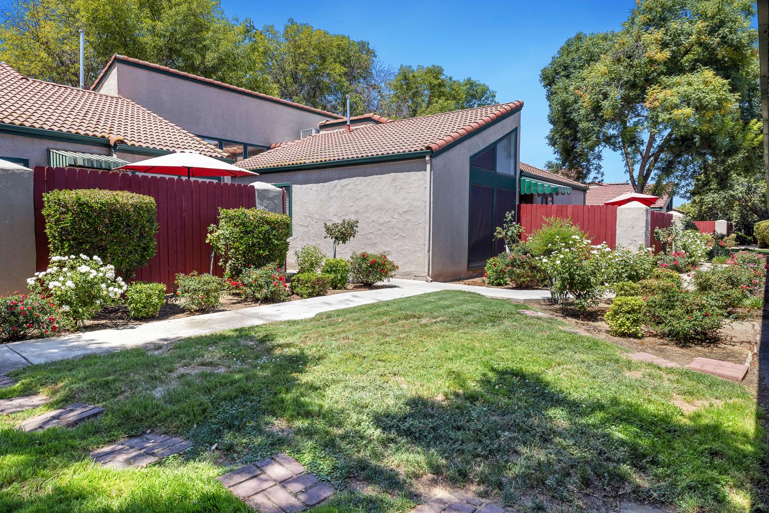 5965 E Shields Ave #123, Fresno, CA 93727