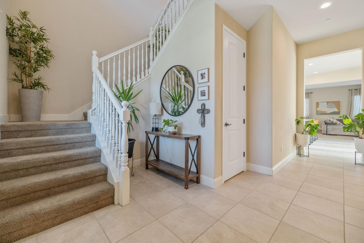 3036 Keats Ave, Clovis, CA 93619