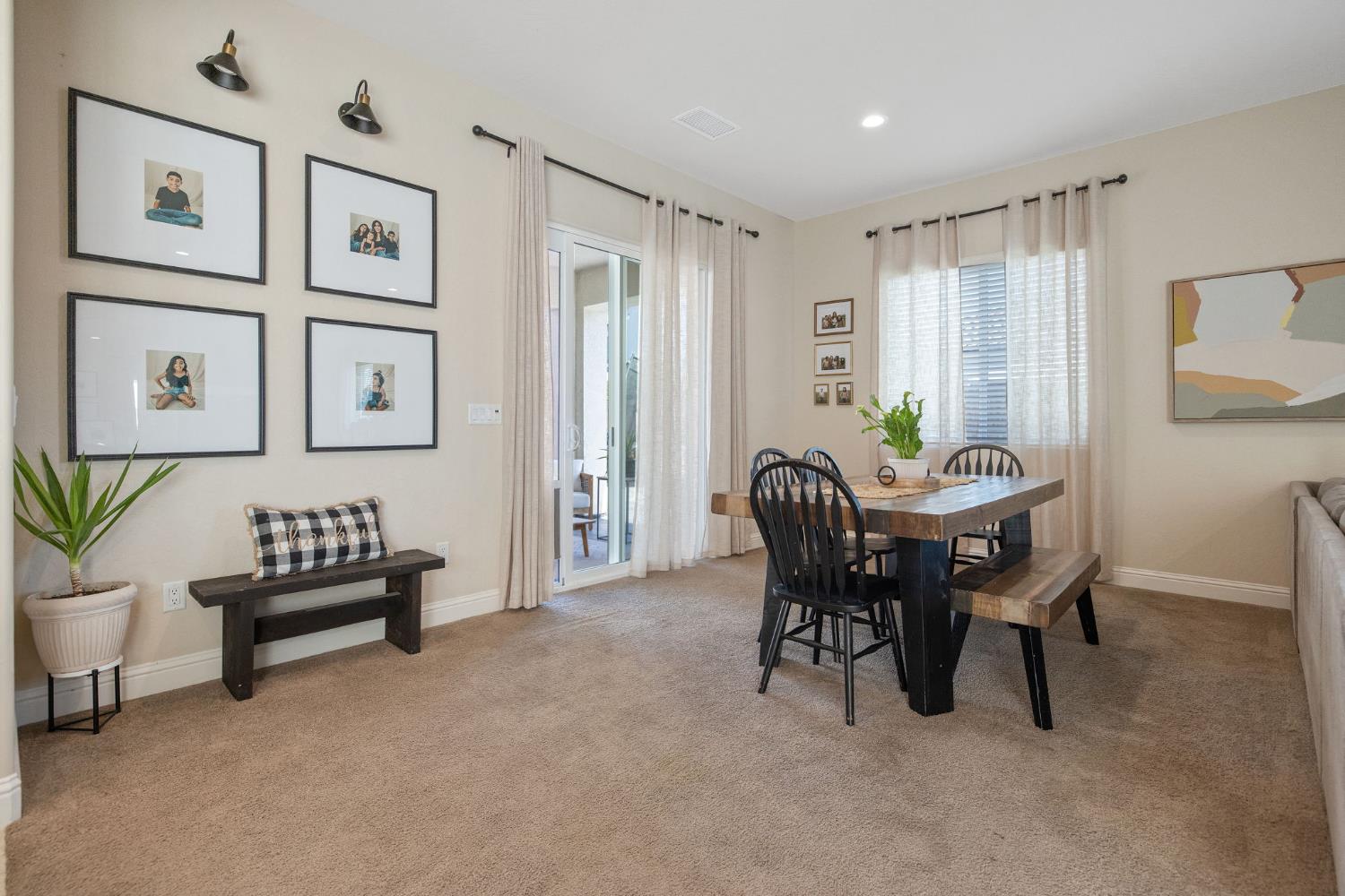 3036 Keats Ave, Clovis, CA 93619