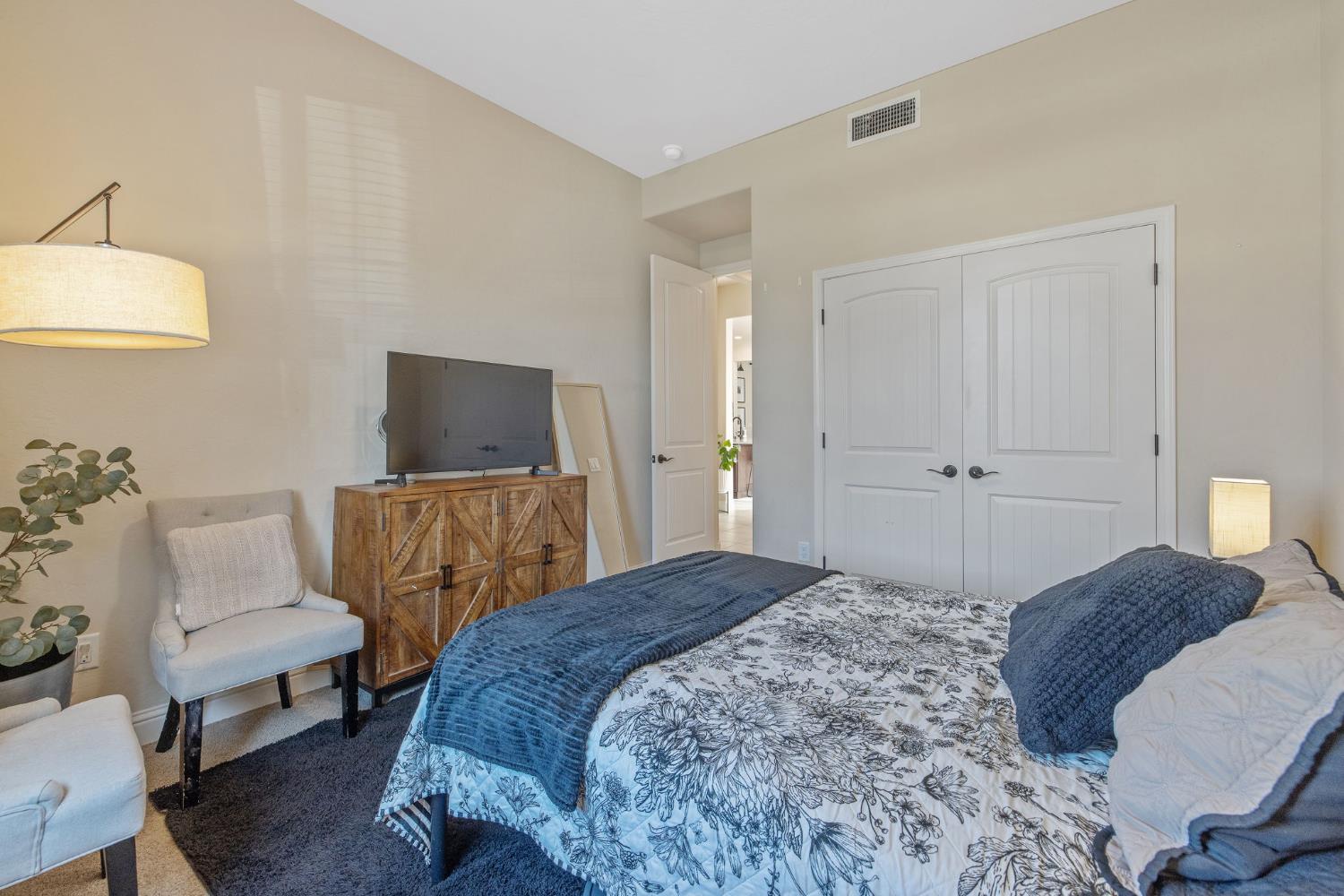 3036 Keats Ave, Clovis, CA 93619