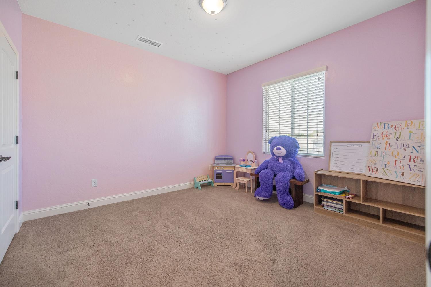 3036 Keats Ave, Clovis, CA 93619