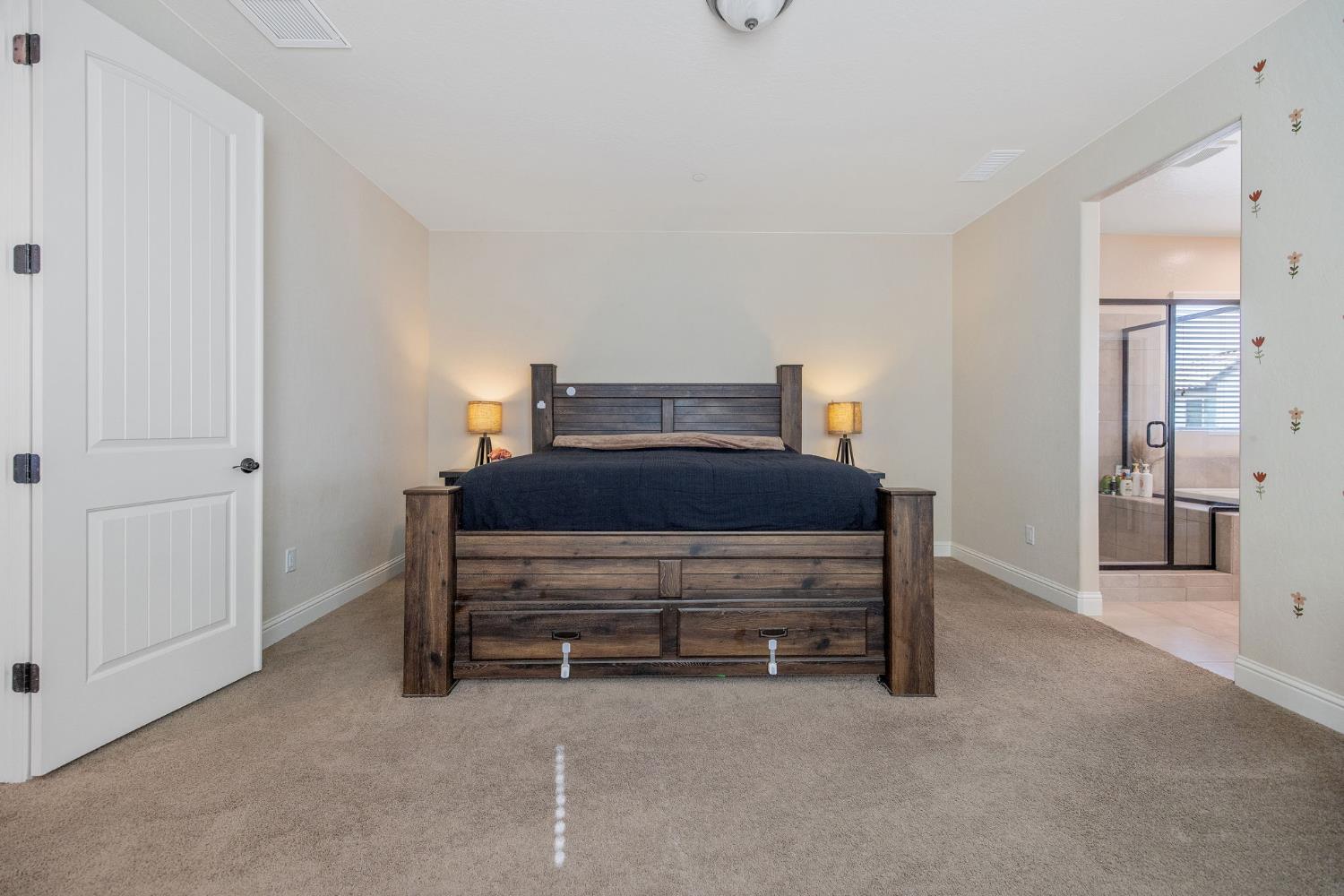3036 Keats Ave, Clovis, CA 93619