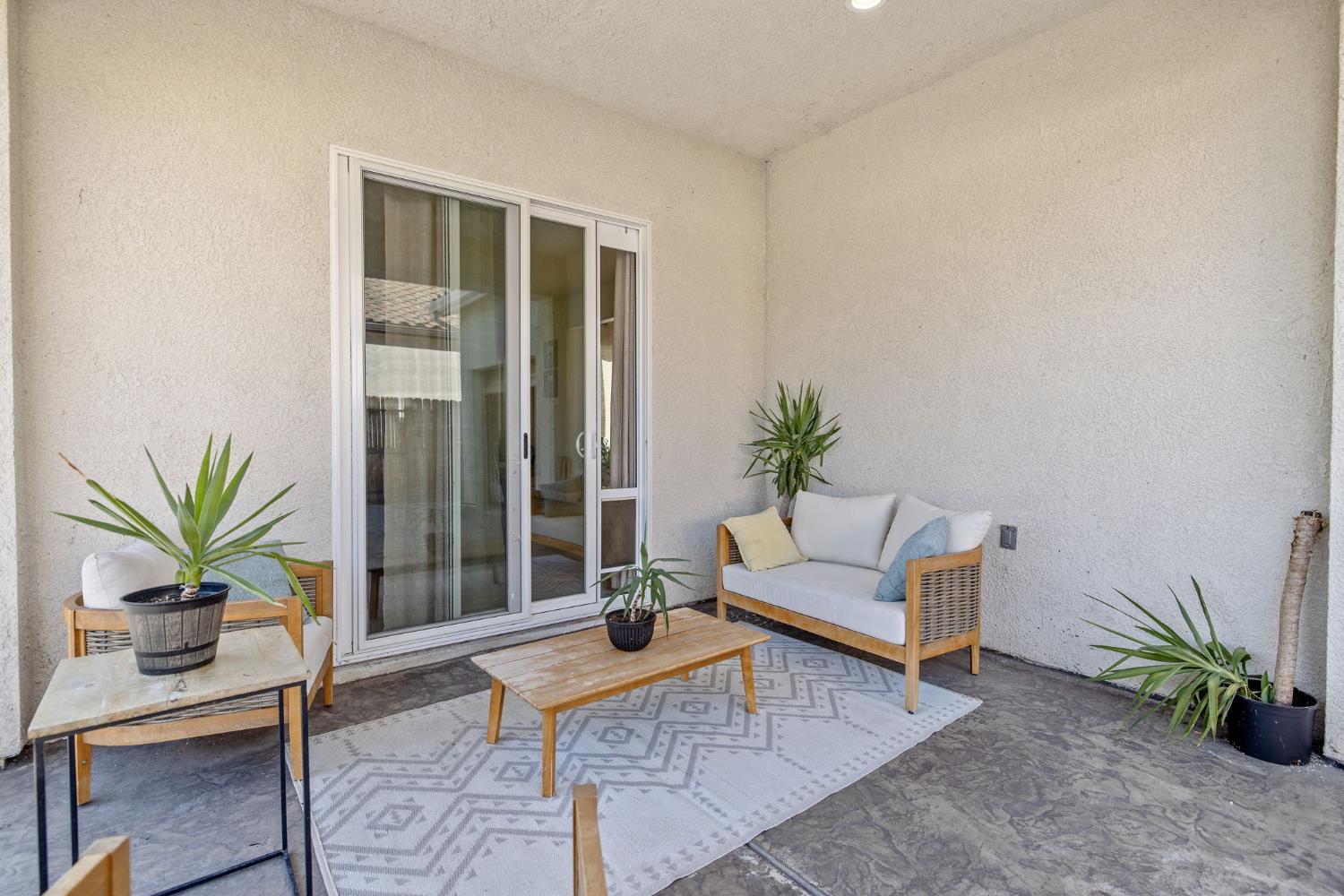 3036 Keats Ave, Clovis, CA 93619
