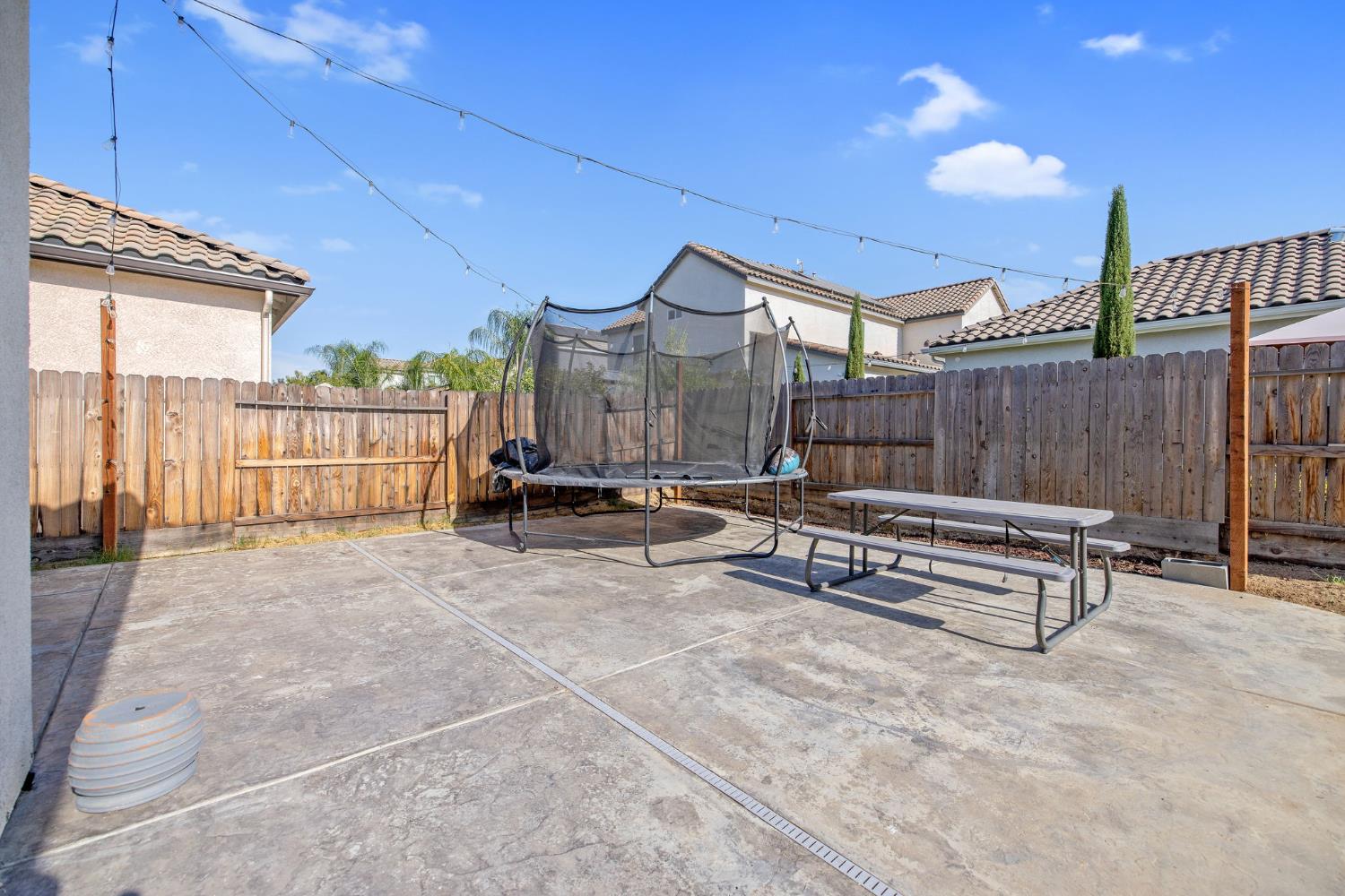 3036 Keats Ave, Clovis, CA 93619