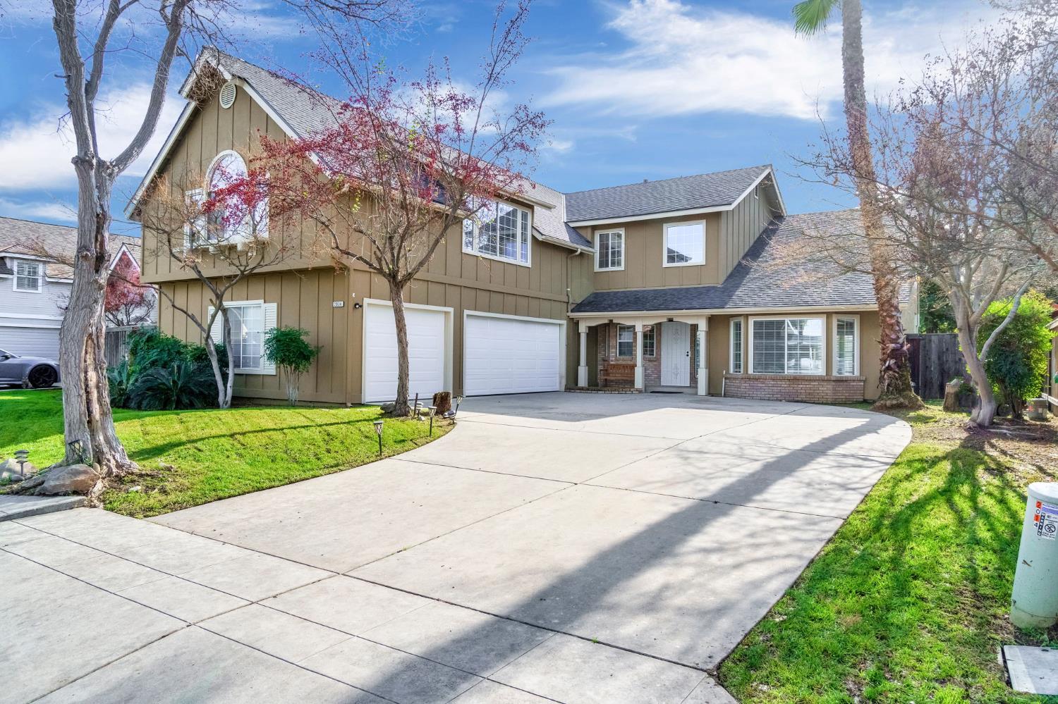 2034 Wrenwood Ave, Clovis, CA 93611