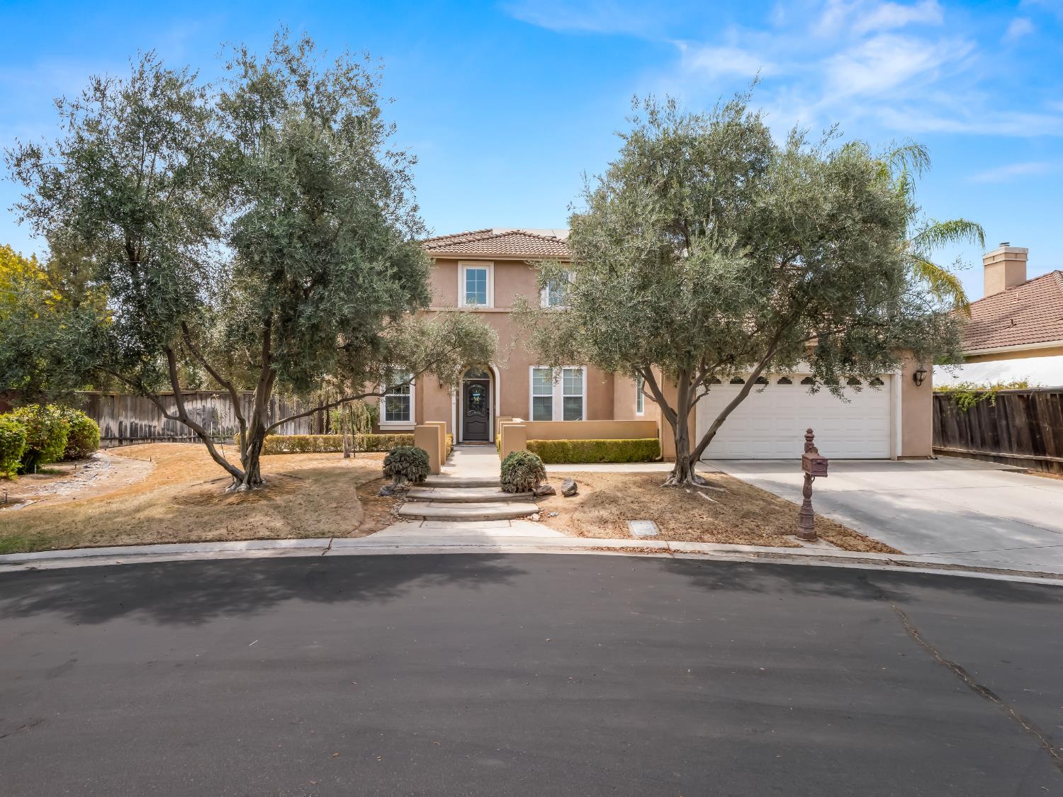 11073 E Le Conte Pass Ct, Clovis, CA 93619