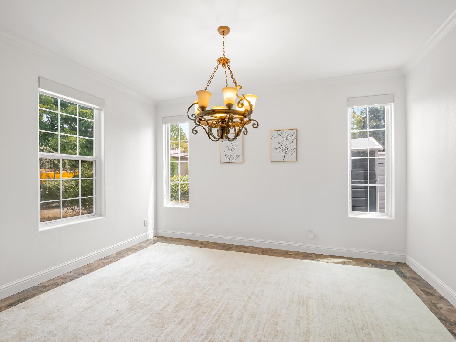 11073 E Le Conte Pass Ct, Clovis, CA 93619