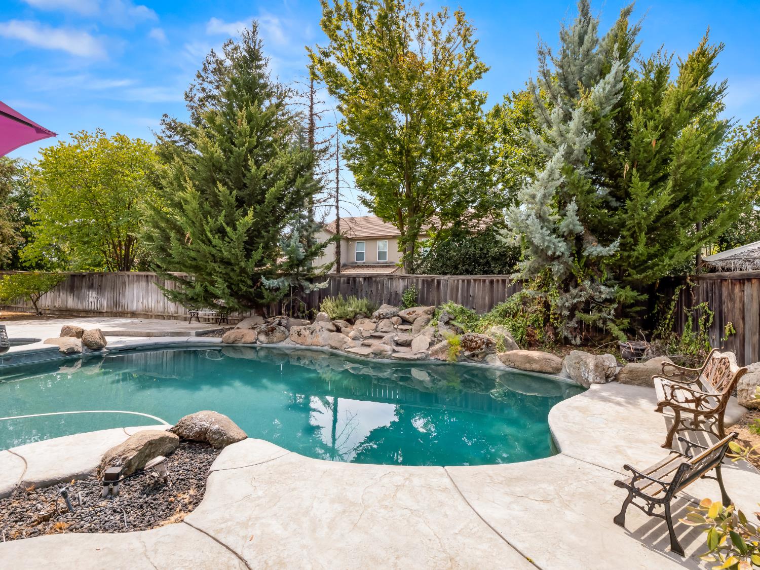 11073 E Le Conte Pass Ct, Clovis, CA 93619