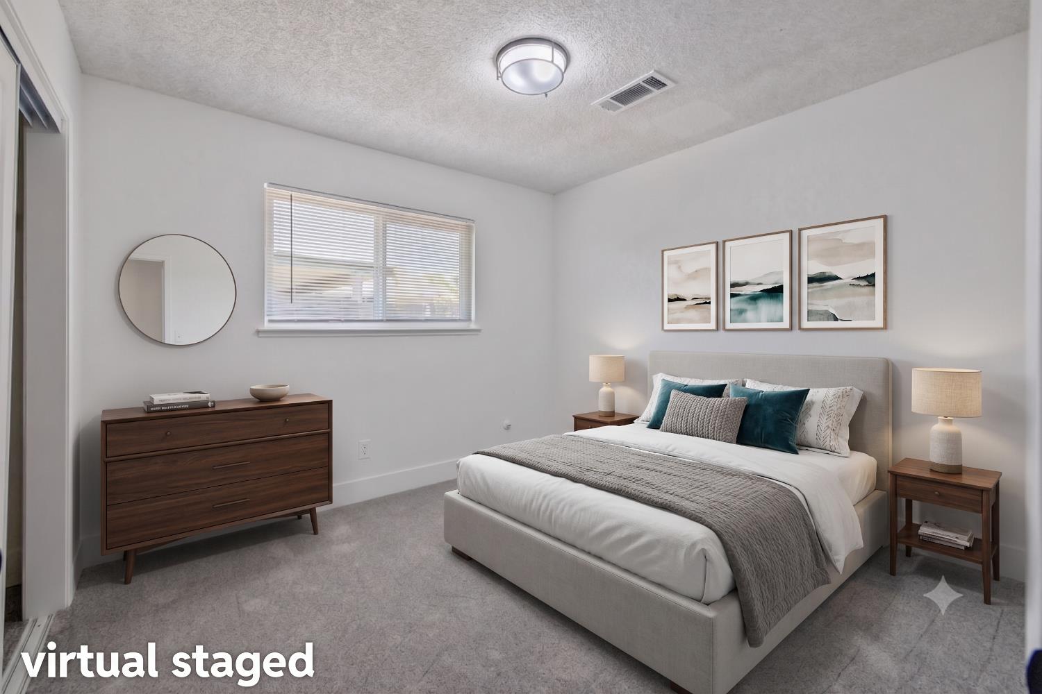 587 Sunset St, Kingsburg, CA 93631