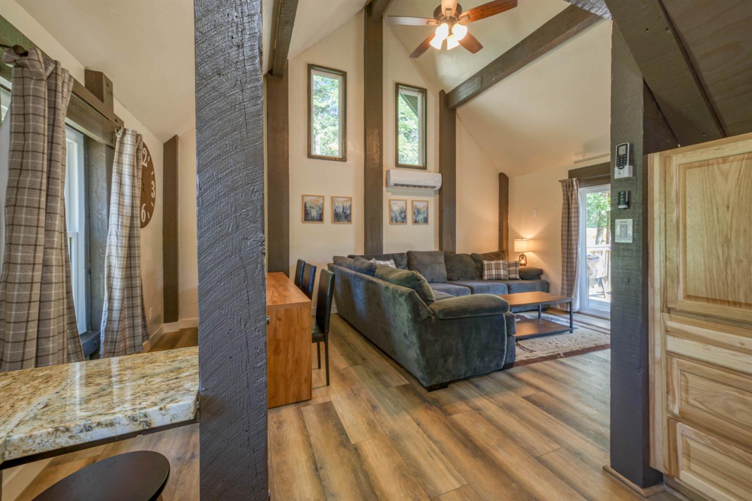 41621 Dinkey Creek Rd, Shaver Lake, CA 93664