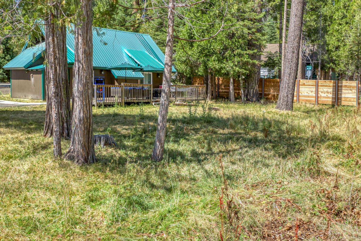 41621 Dinkey Creek Rd, Shaver Lake, CA 93664