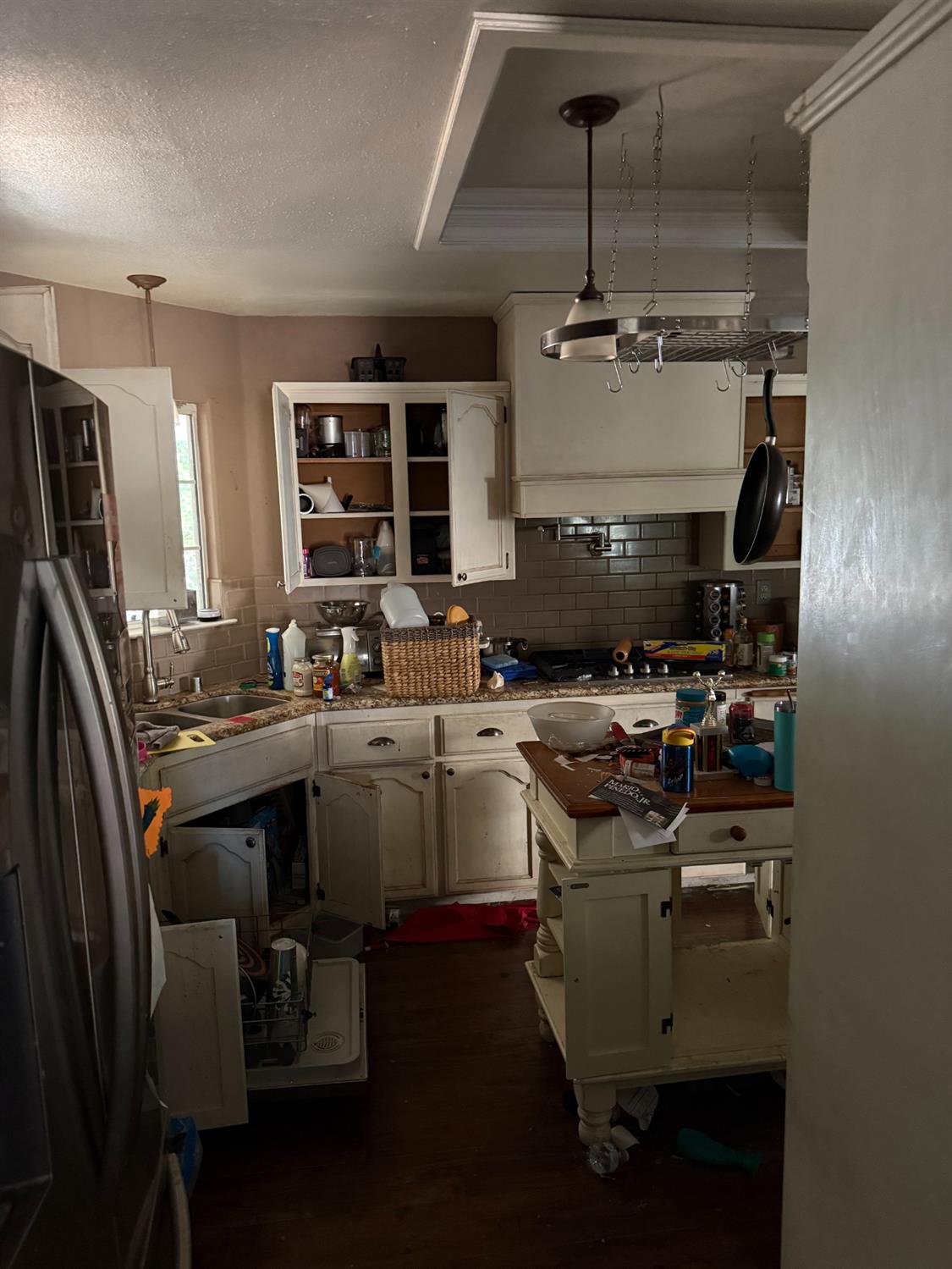 833 Burlingame Ave, Clovis, CA 93612
