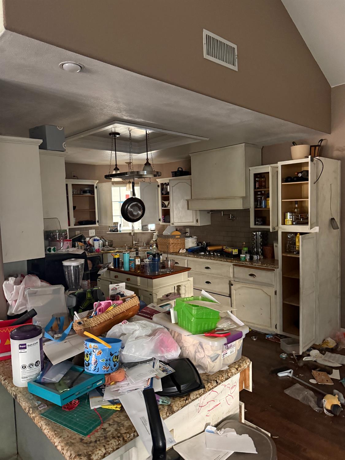 833 Burlingame Ave, Clovis, CA 93612