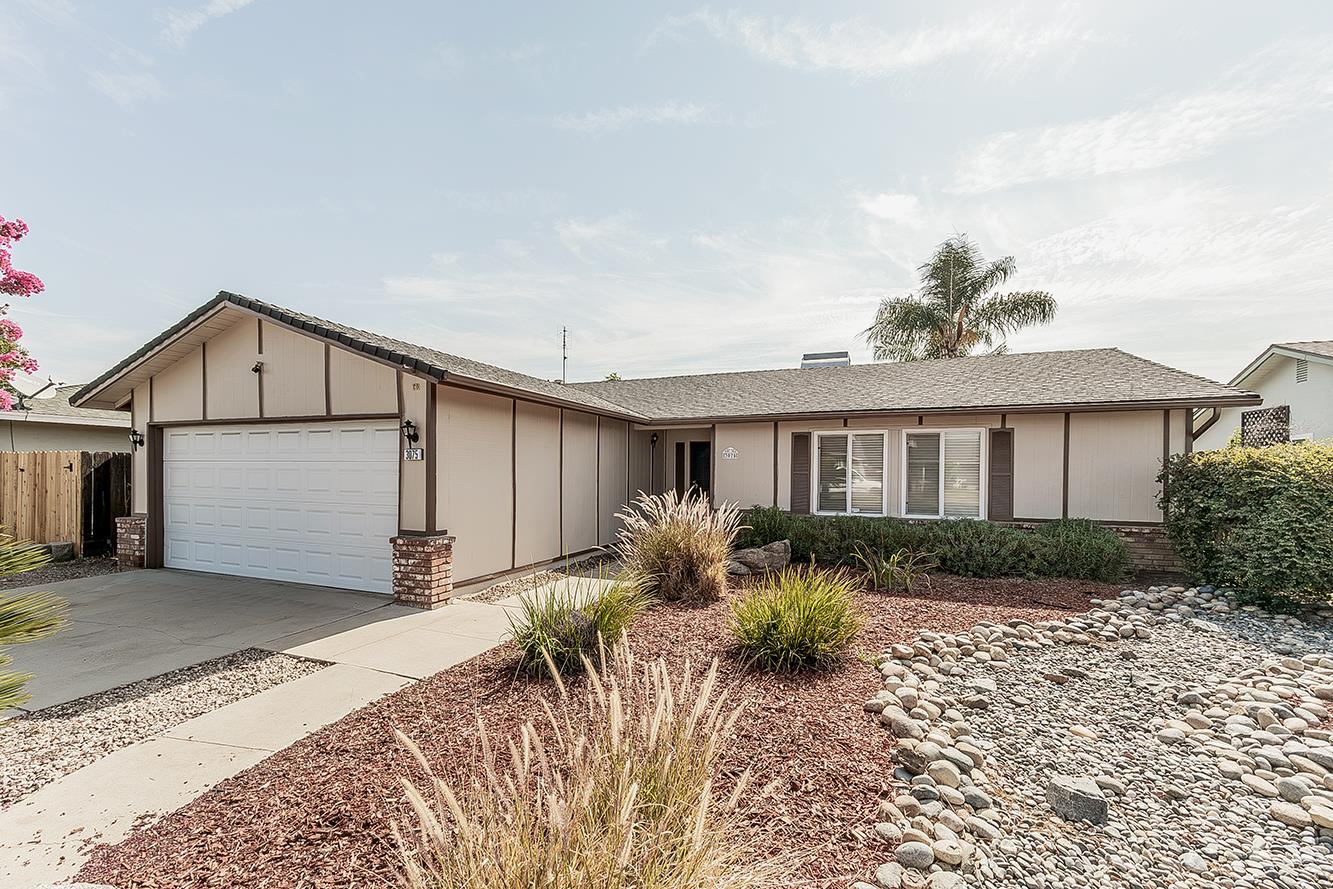 3075 Anderson Ave, Clovis, CA 93612