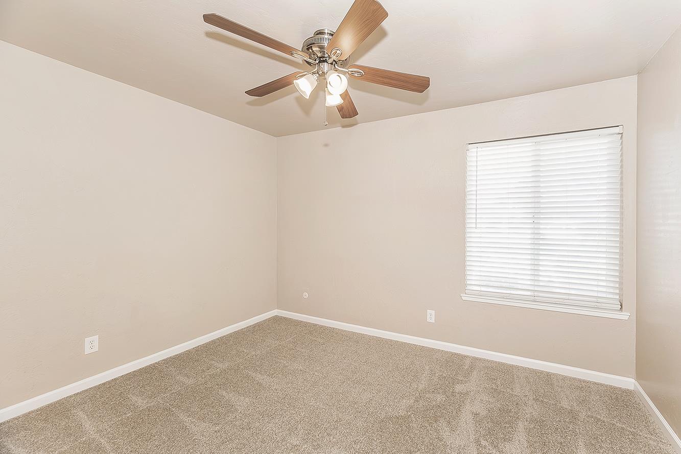 3075 Anderson Ave, Clovis, CA 93612