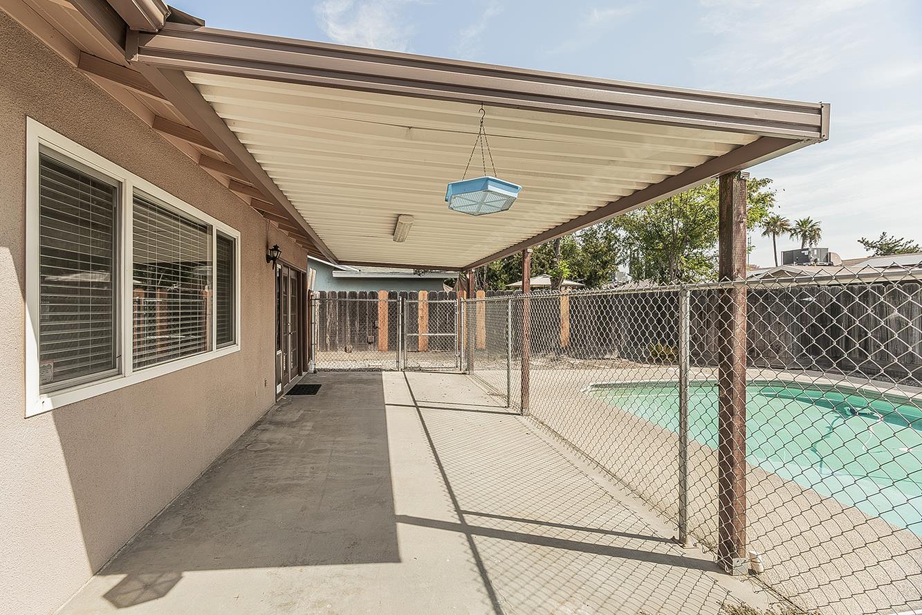 3075 Anderson Ave, Clovis, CA 93612